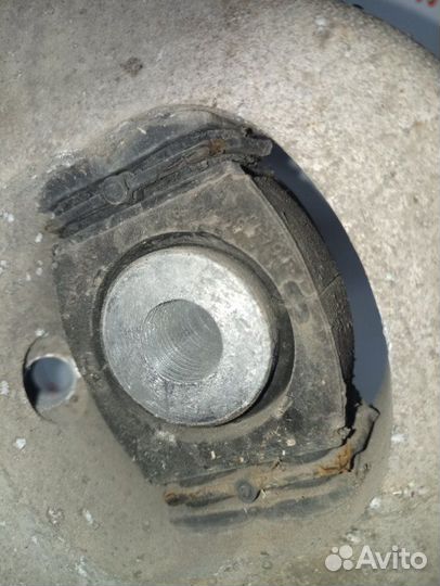 Ступица задняя левая Audi Q5 CDN 2009