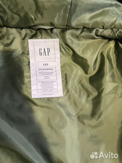 Пуховик gap