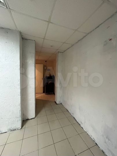 Торгово-офисная площадь 1-ый этаж, 20.5 м²