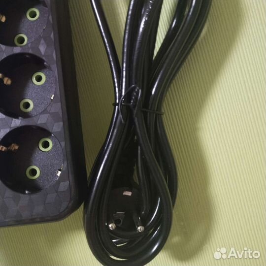 Удлинитель 8 розеток, 4 usb