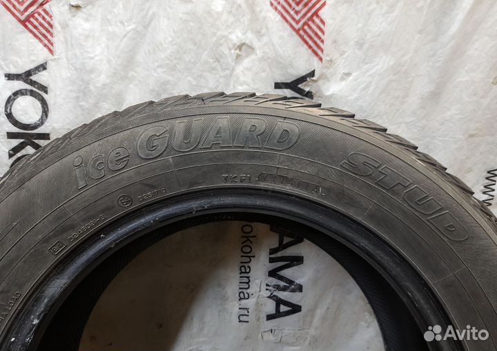 Yokohama Ice Guard IG35 215/60 R16