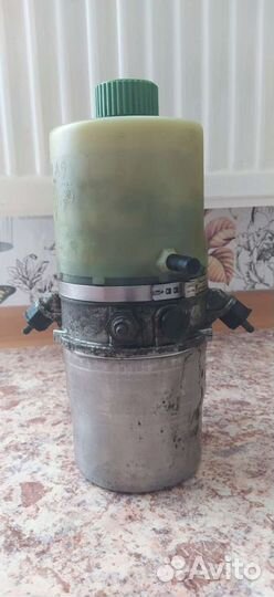 Насос гидроусилителя руля гур Skoda Roomster