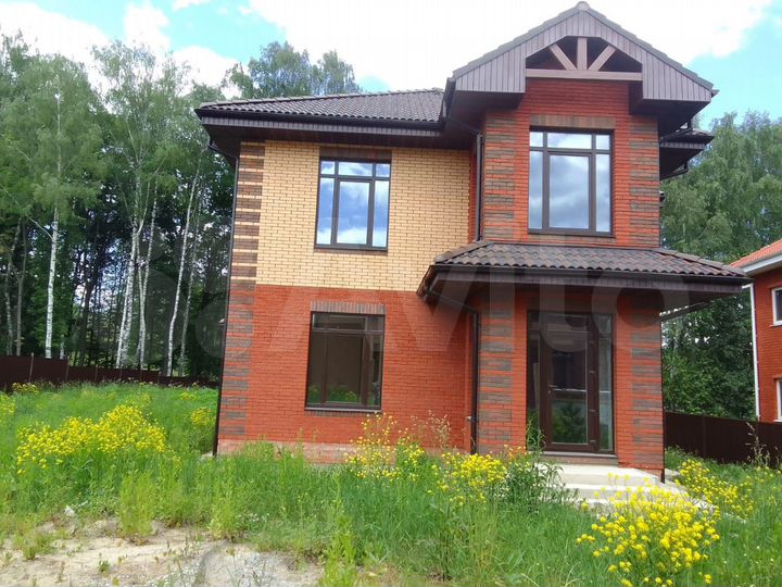 Коттедж 167 м² на участке 15 сот.