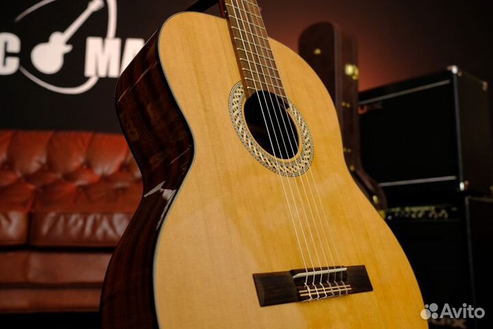 Классическая гитара Kremona (Комплект)