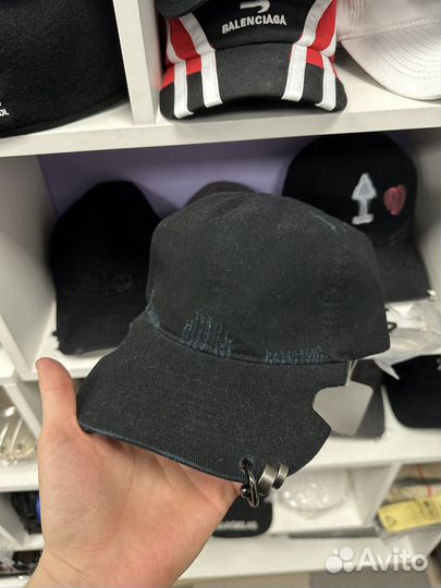 Кепка balenciaga с пирсингом (новинка)