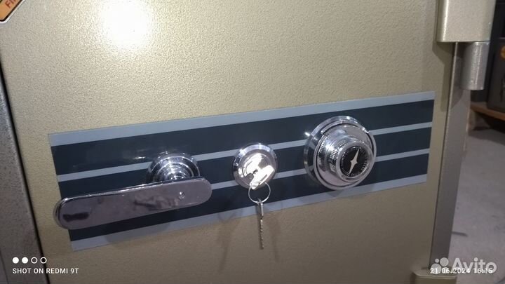 Сейф в Хорошем состоянии - бесплатная Доставка