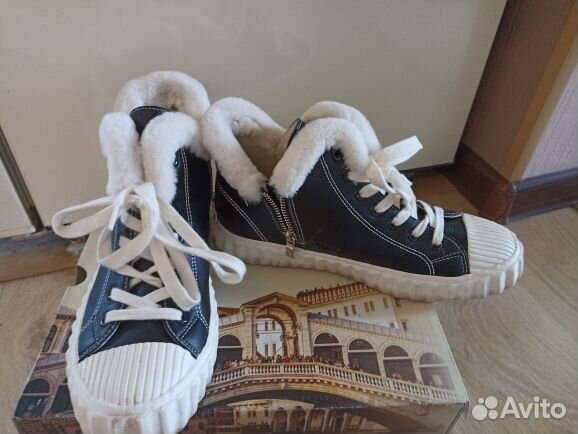 Продам кеды осень-весна на меху р. 38 черные