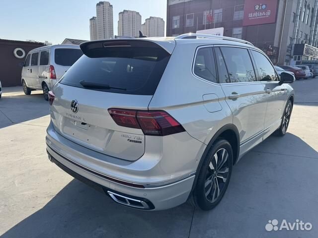 Volkswagen Tiguan L 2.0 AMT, 2021, 10 900 км