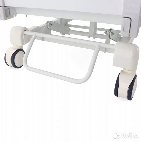 Медицинская кровать для ухода за больными