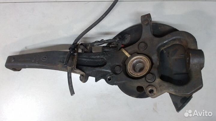 Ступица (кулак, цапфа) Cadillac SRX, 2004