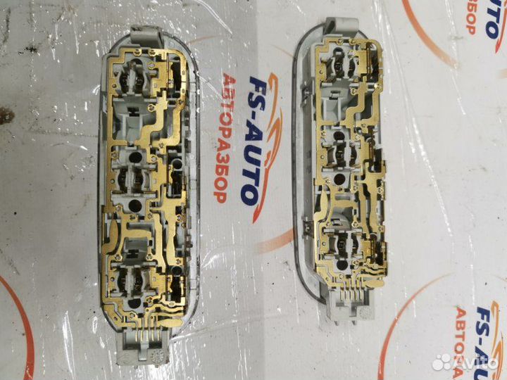 Плафон подсветки салона Nissan Note 1.4 CR14DE