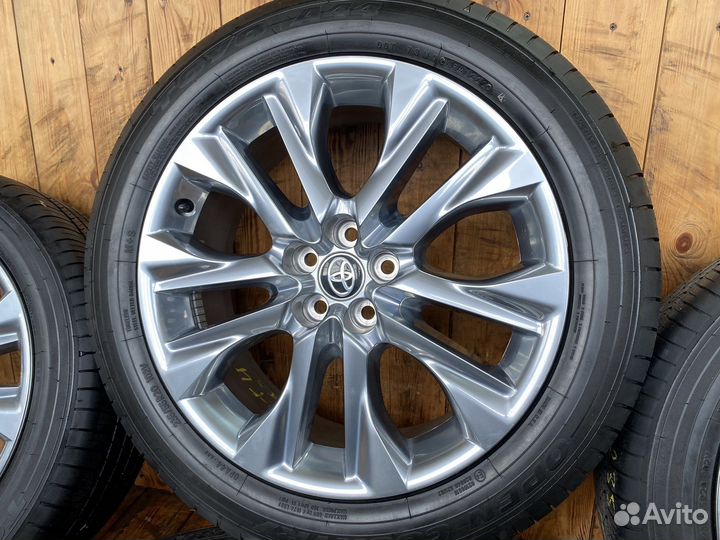 Оригинальные колеса Toyota Highlander XU70 R20