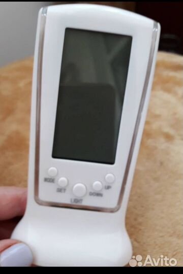 Часы будильник