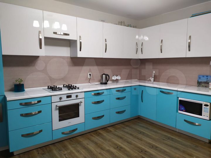 2-к. квартира, 65 м², 5/9 эт.