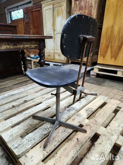 Стул вращающийся СССР