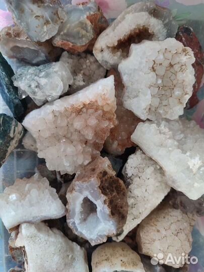 Натуральные камни жад, яшма,агат