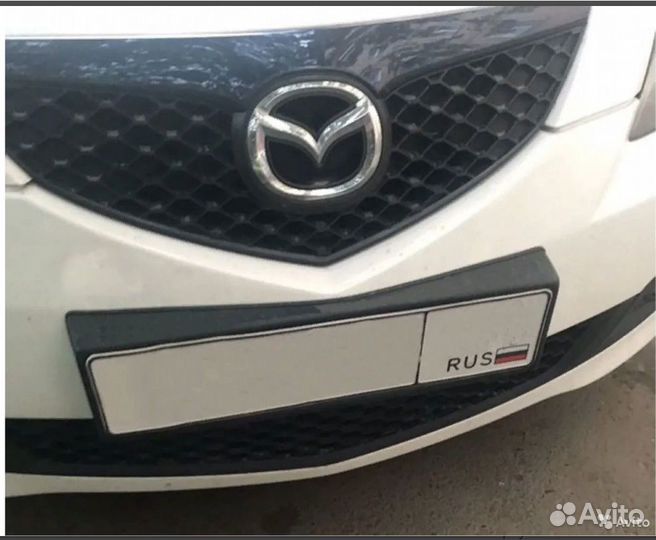 Mazda 3 Номерная рамка Подиум под госномер