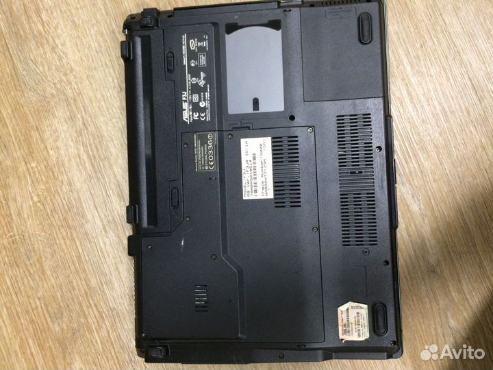 Ноутбук asus