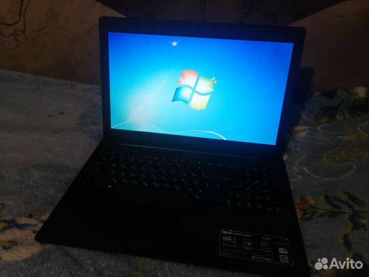 Ноутбук asus