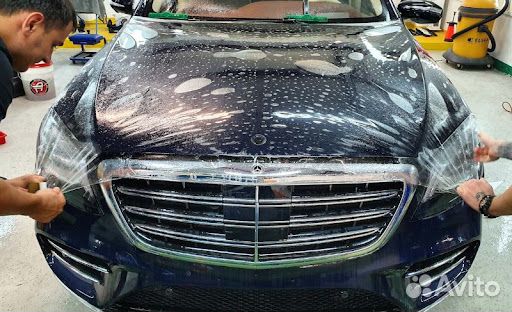 Оклейщик автомобилей полиуретаном