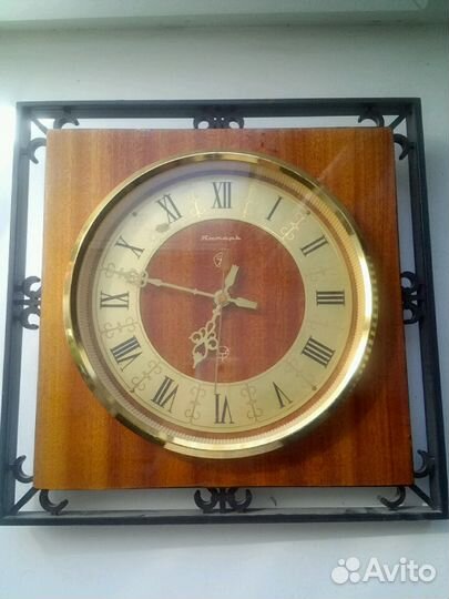 Часы Янтарь