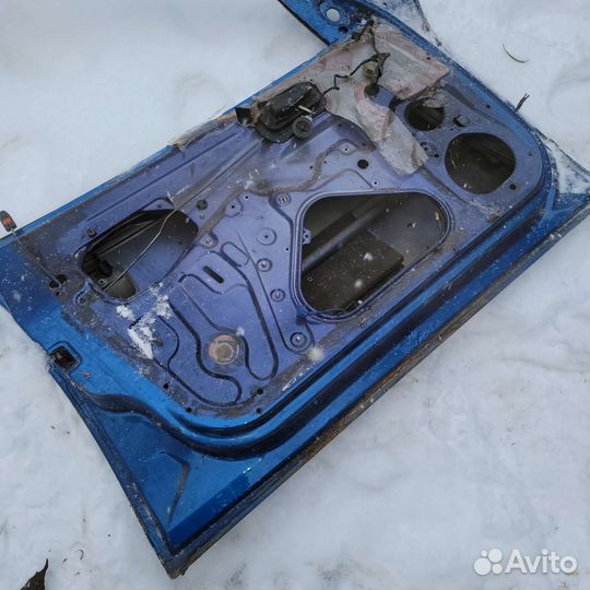 Дверь водительская на опель вектра