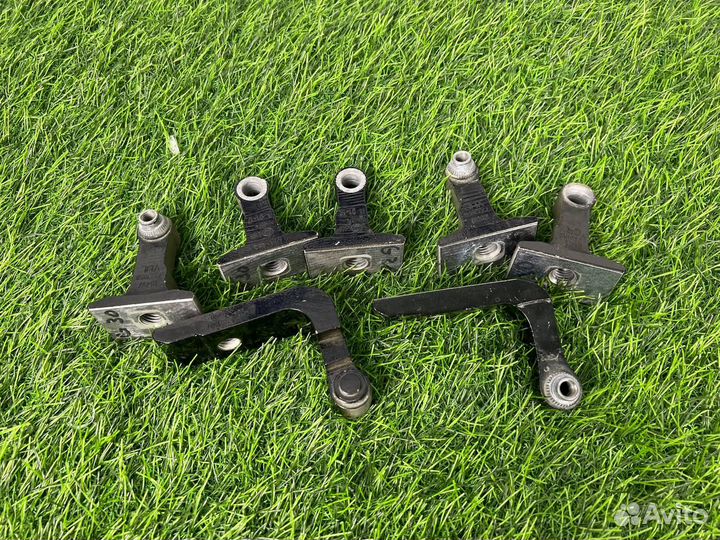 Петли дверей BMW G30