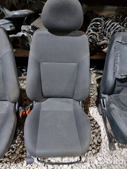 Сидения Мерива