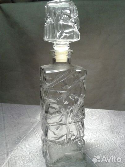 Флаконы разные парфюмерные Винтаж