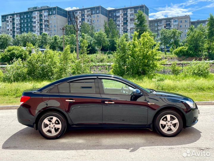 Chevrolet Cruze 1.8 AT, 2011, 185 758 км