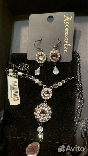 Колье и серьги