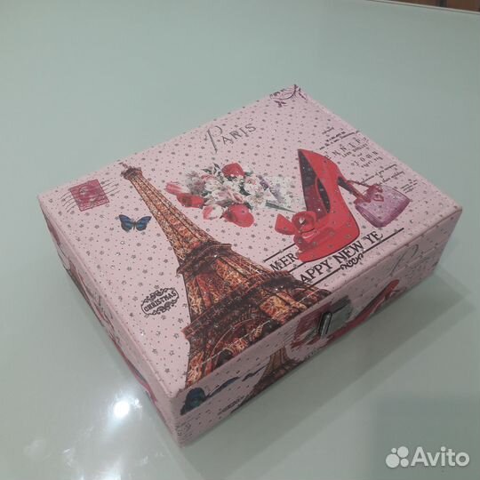 Шкатулка для драгоценностей новая