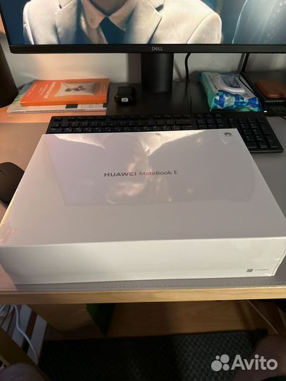 Huawei matebook E