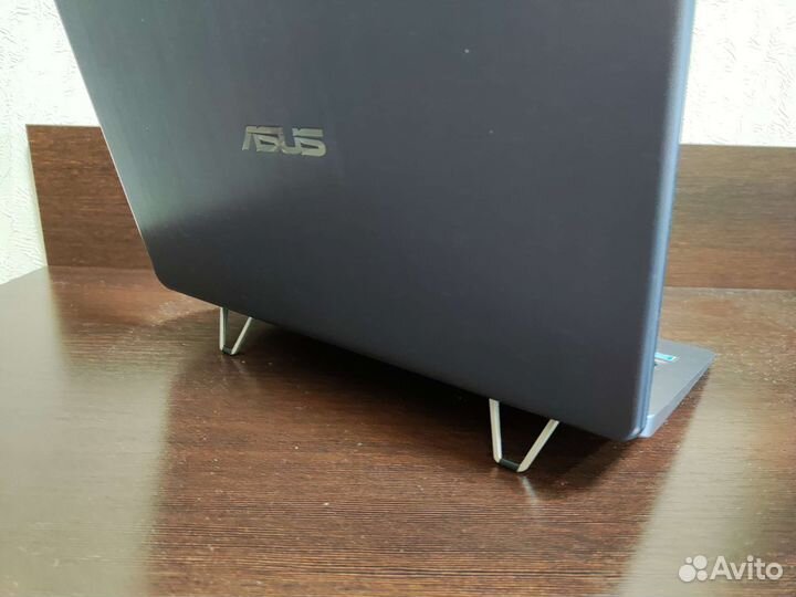 Ноутбук 14 Asus E406M / Silver N5000 / 4Г / 128Г