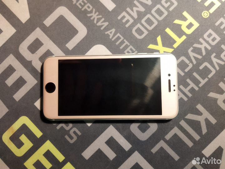 iPhone SE (2020), 128 ГБ