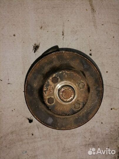 Помпа к двс ABU16 Volkswagen Golf 3