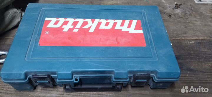 Перфоратор makita