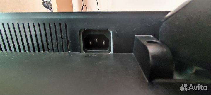 Монитор asus VW220D