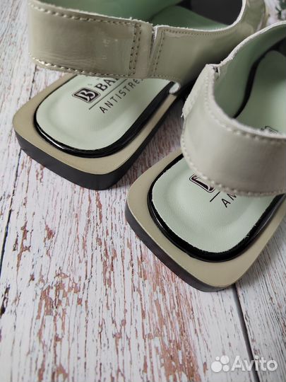 Новые босоножки Baden