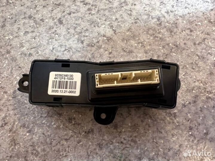 Блок кнопок Kia Cerato 4 BD 1.6 G4FJ 2022