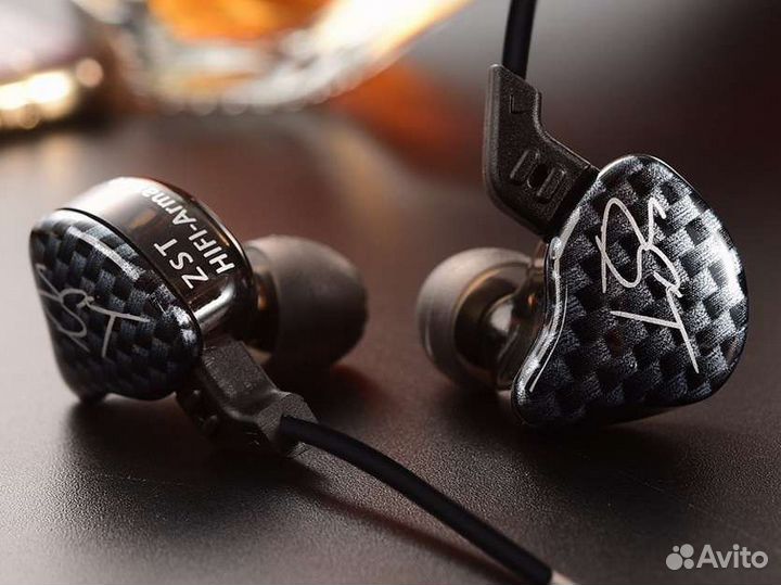 Гибридные Hi-Fi наушники (1DD+1BA) KZ ZST