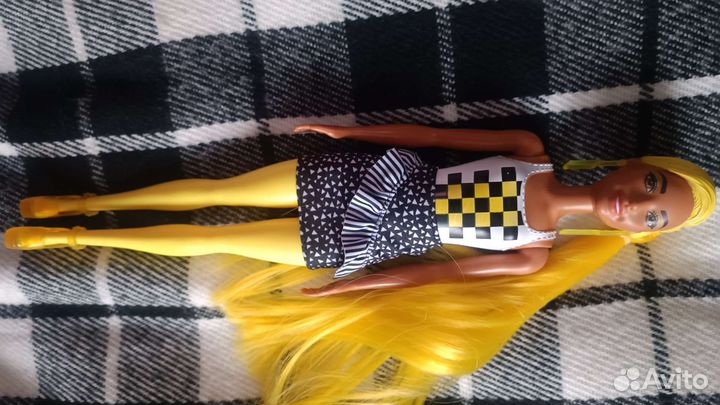 Кукла барби Barbie Color reveal