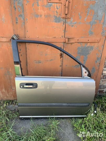 Дверь Nissan x-trail т30