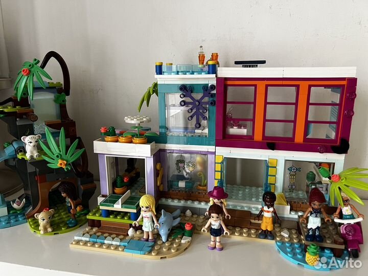 Lego Friends Пляжный дом 41709 и 6 наборов