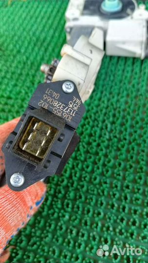 Моторчик стеклоподъемника Опель Вектра С 2002-2008