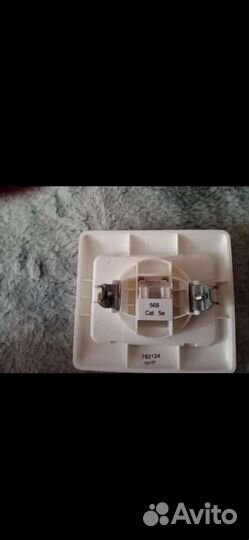 Интернет розетка Legrand