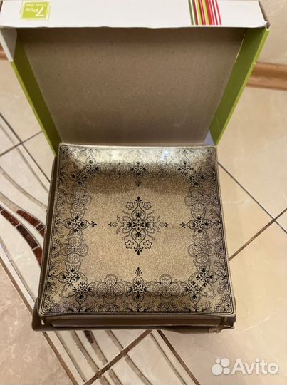 Набор тарелок новый 7 предметов Royal Glass