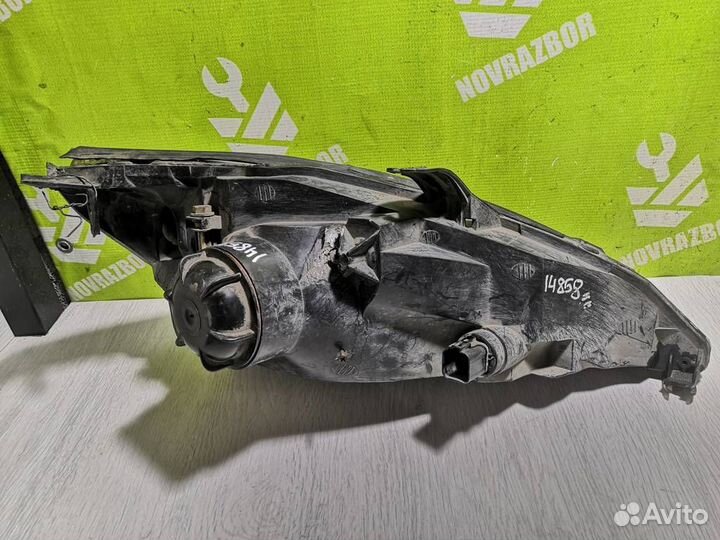 Фара левая Форд Фокус 1