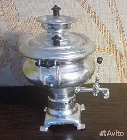 Сувенирный мини-самовар