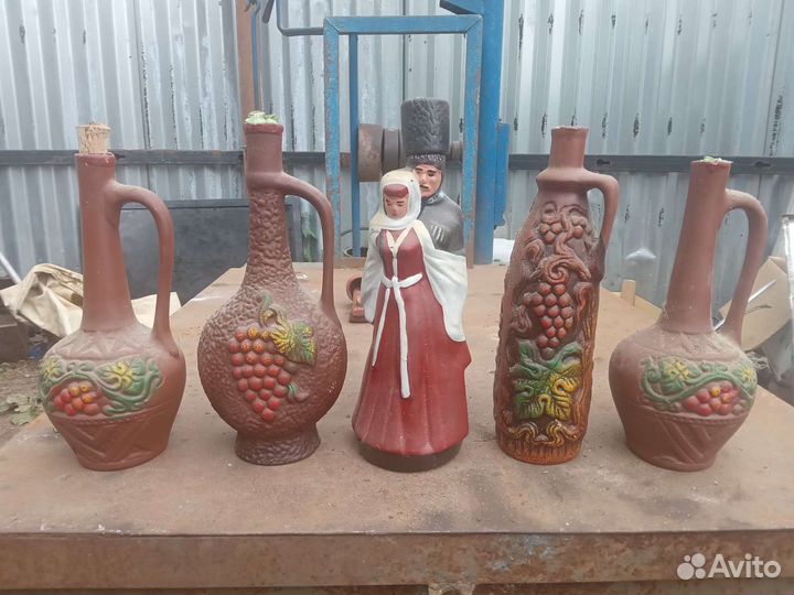 Глиняная бутылка